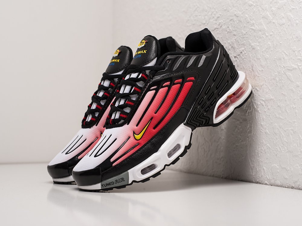 Nike air max plus 3 black white clearance red